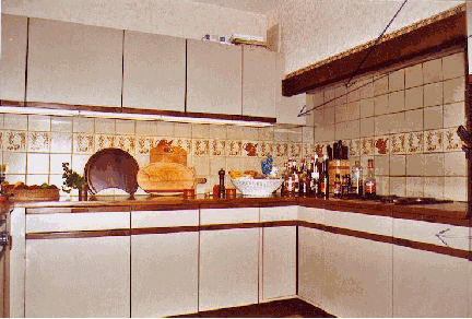 Ceret Kitchen Image