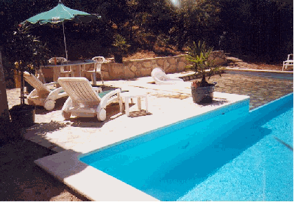 Ceret Pool Image 1